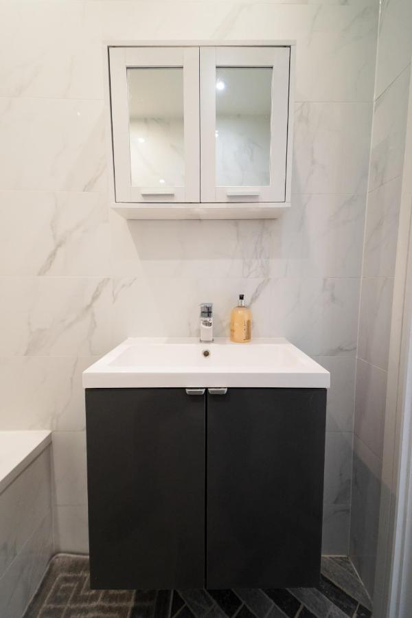 Star London Bell Lane 3-Bed Haven Leilighet Hendon Eksteriør bilde